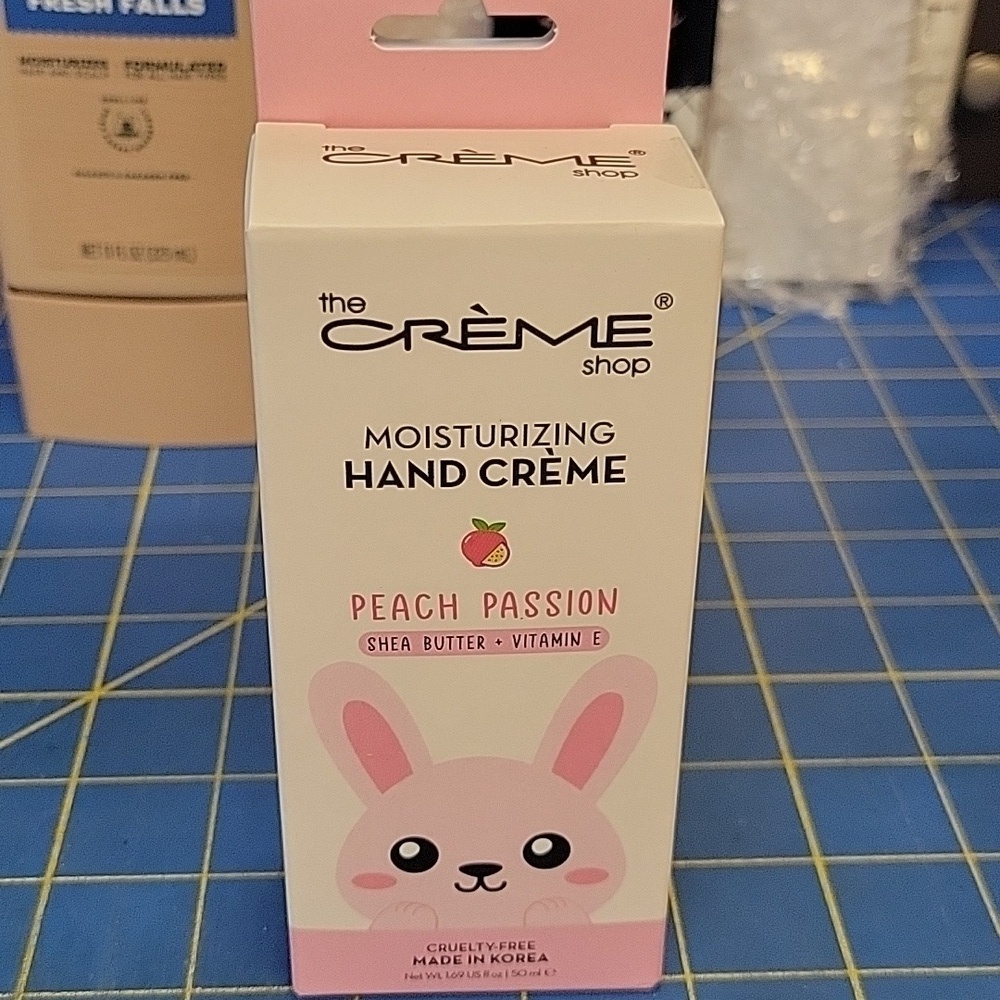 The Crème Shop Peach Passion Hand Crème 50ml New In Box